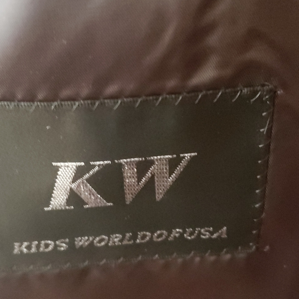 Blazer - Picture 4 of 5